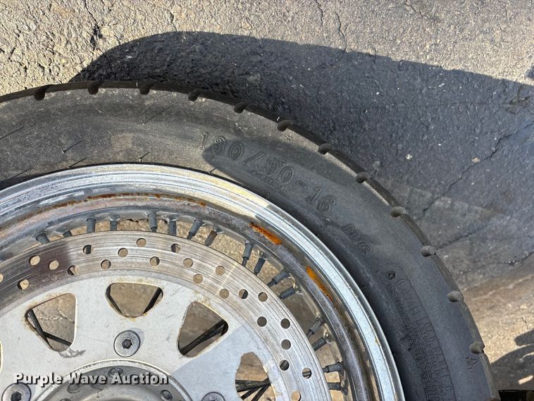 image for item EJ7801 2001 Suzuki Intruder motorcycle