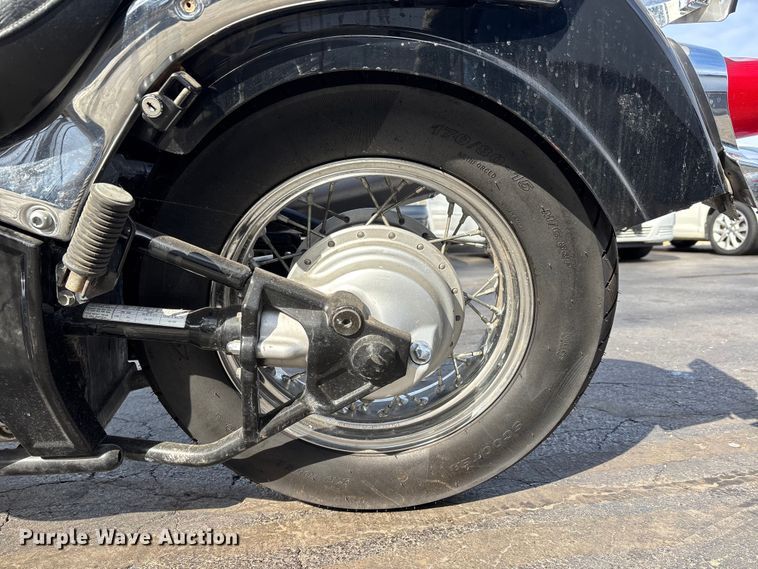 image for item EJ7801 2001 Suzuki Intruder motorcycle