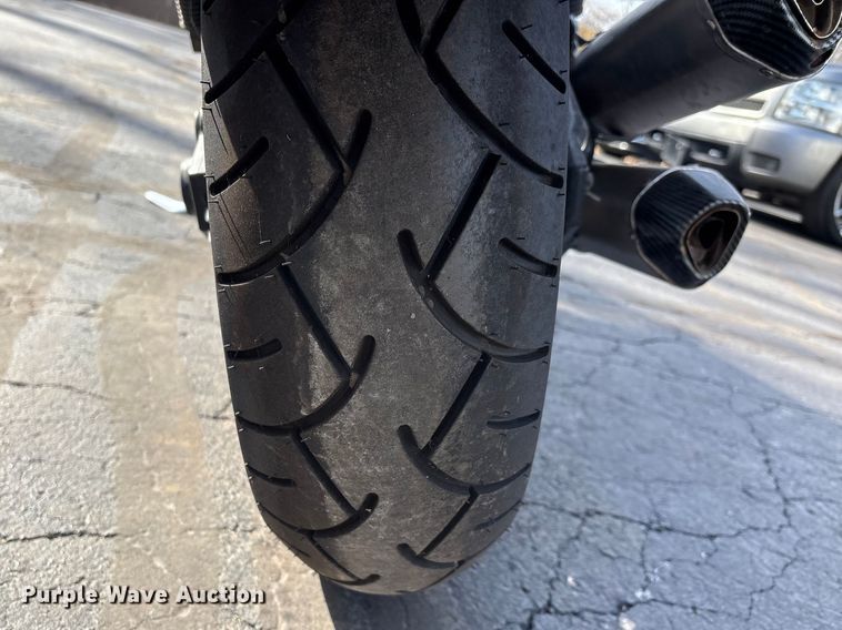 image for item EJ7801 2001 Suzuki Intruder motorcycle