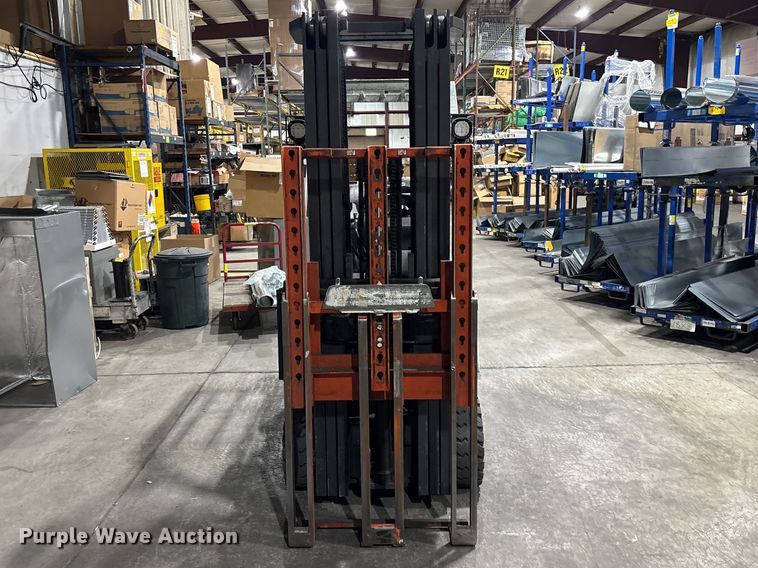 image for item EM5047 2016 UniCarriers CFS40 forklift