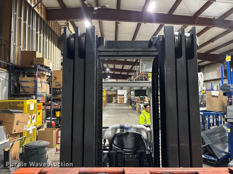 image for item EM5047 2016 UniCarriers CFS40 forklift