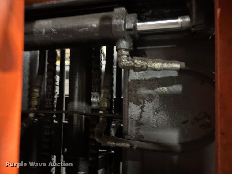 image for item EM5047 2016 UniCarriers CFS40 forklift