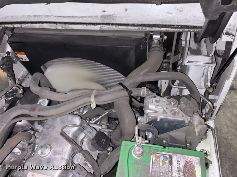 image for item EM5047 2016 UniCarriers CFS40 forklift