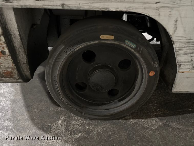 image for item EM5047 2016 UniCarriers CFS40 forklift