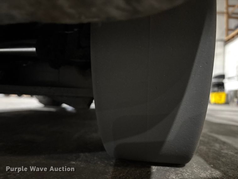 image for item EM5047 2016 UniCarriers CFS40 forklift