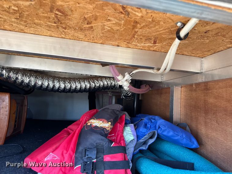 image for item EN0302 2006 Keystone Cougar camper