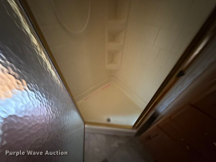 image for item EN0302 2006 Keystone Cougar camper