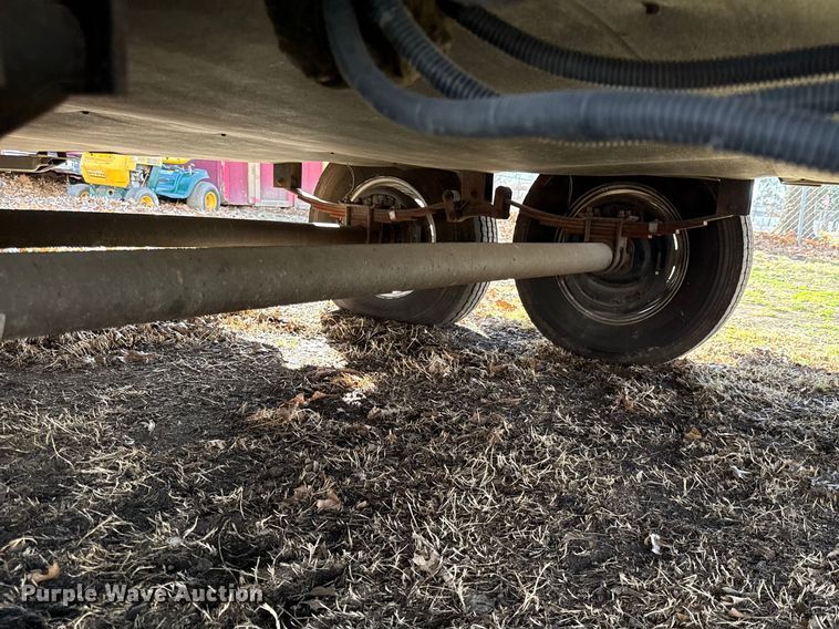 image for item EN0302 2006 Keystone Cougar camper