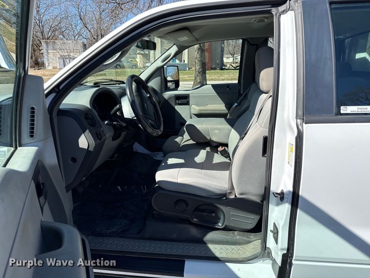 image for item EN0306 2008 Ford F150 Ext. Cab pickup truck