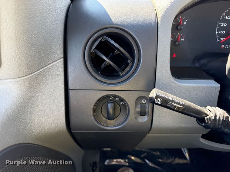 image for item EN0306 2008 Ford F150 Ext. Cab pickup truck