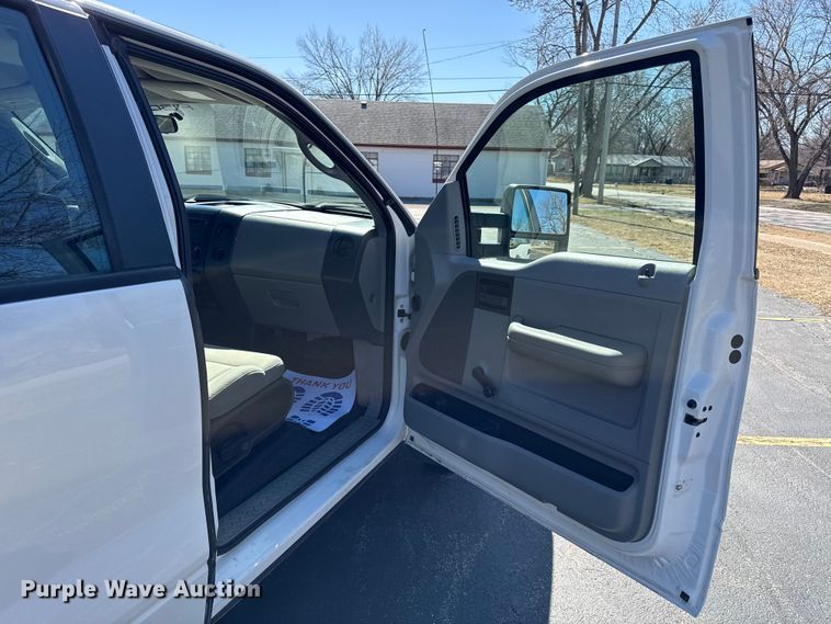 image for item EN0306 2008 Ford F150 Ext. Cab pickup truck