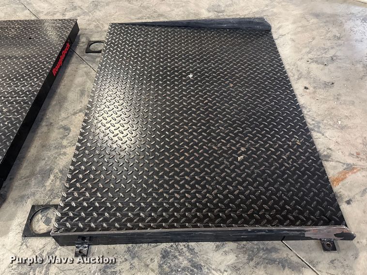 image for item EN3978 Rice Lake Weighing Systems 4x8HP-5K scale