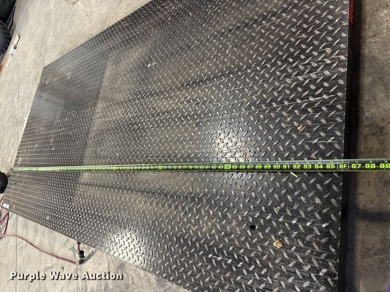 image for item EN3978 Rice Lake Weighing Systems 4x8HP-5K scale