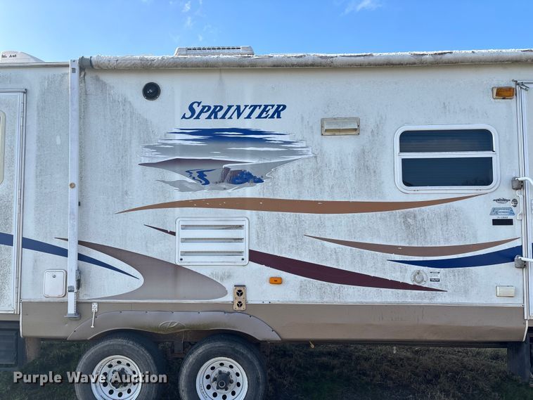 image for item EN5934 2007 Sprinter camper