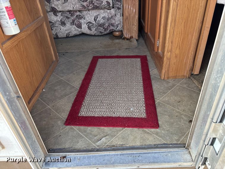 image for item EN5934 2007 Sprinter camper