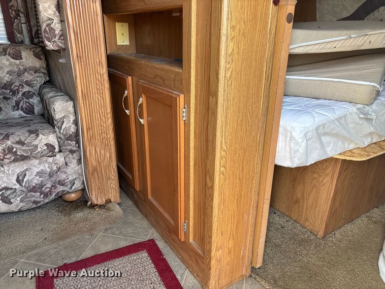 image for item EN5934 2007 Sprinter camper