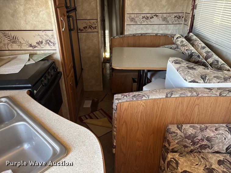 image for item EN5934 2007 Sprinter camper