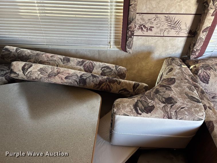 image for item EN5934 2007 Sprinter camper