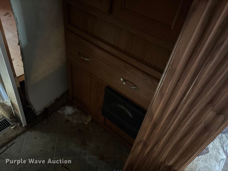 image for item EN5934 2007 Sprinter camper