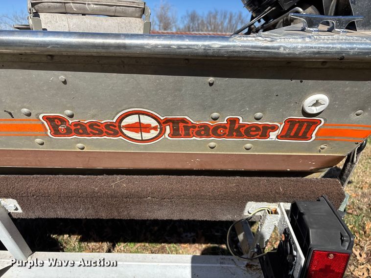 image for item EN5971 1980 Bass Tracker III boat
