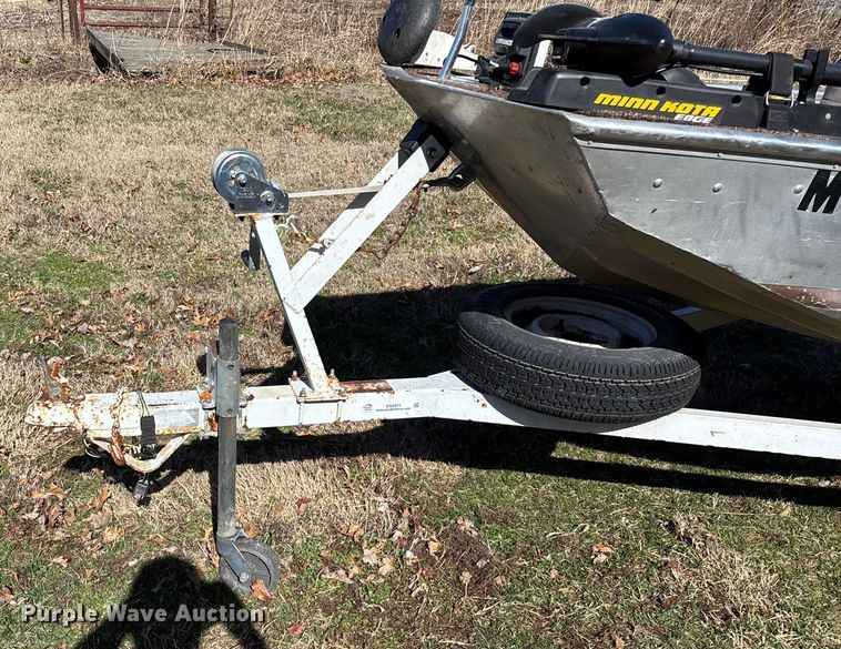 image for item EN5971 1980 Bass Tracker III boat