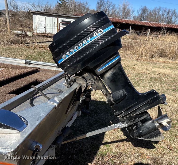 image for item EN5971 1980 Bass Tracker III boat