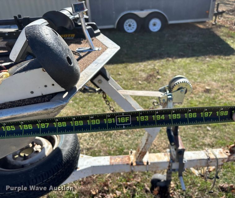 image for item EN5971 1980 Bass Tracker III boat