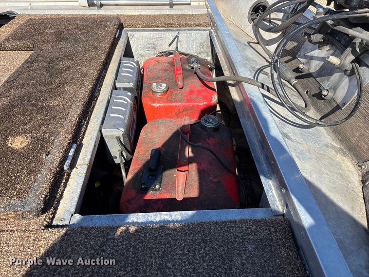 image for item EN5971 1980 Bass Tracker III boat