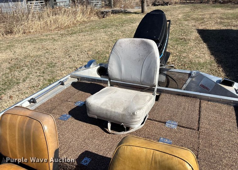 image for item EN5971 1980 Bass Tracker III boat