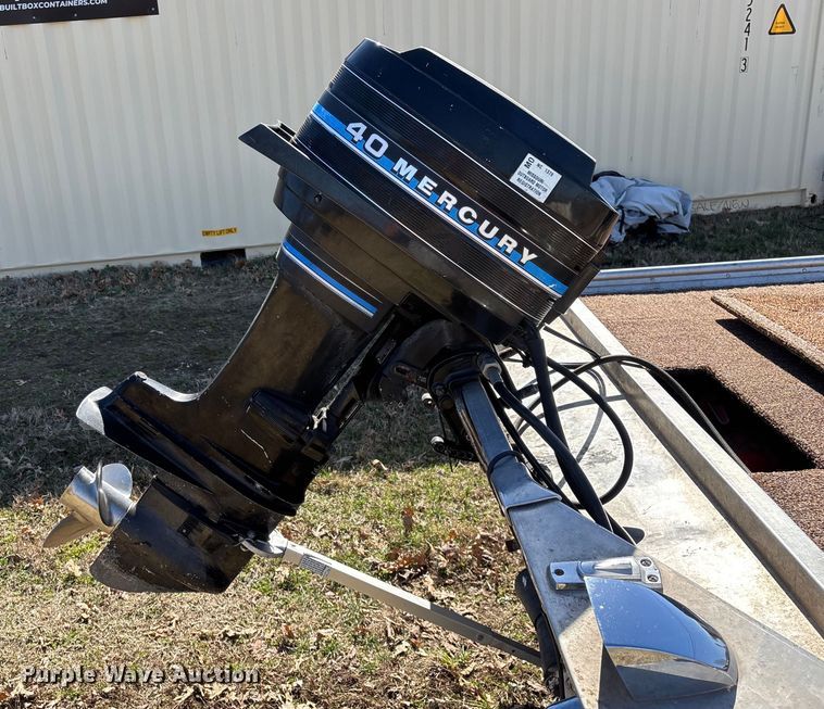 image for item EN5971 1980 Bass Tracker III boat