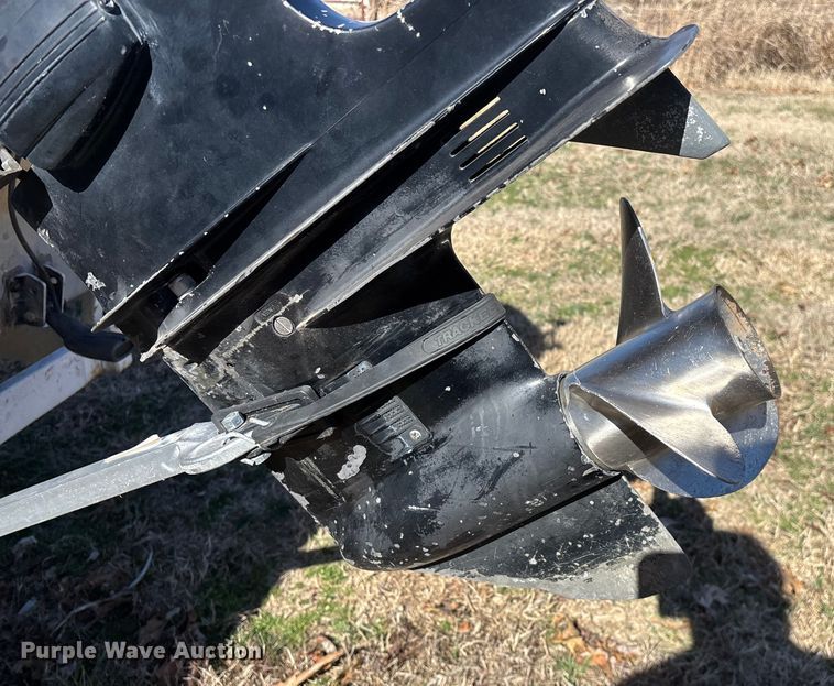 image for item EN5971 1980 Bass Tracker III boat