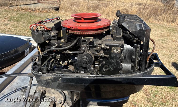 image for item EN5971 1980 Bass Tracker III boat