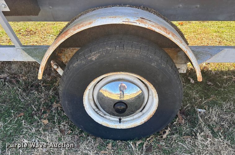 image for item EN5971 1980 Bass Tracker III boat