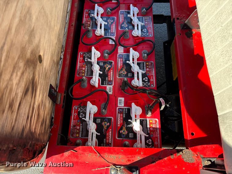 image for item EN5981 Columbia EU4-S-48 golf cart