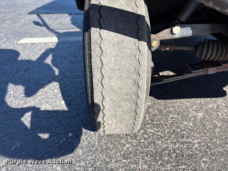 image for item EN5981 Columbia EU4-S-48 golf cart