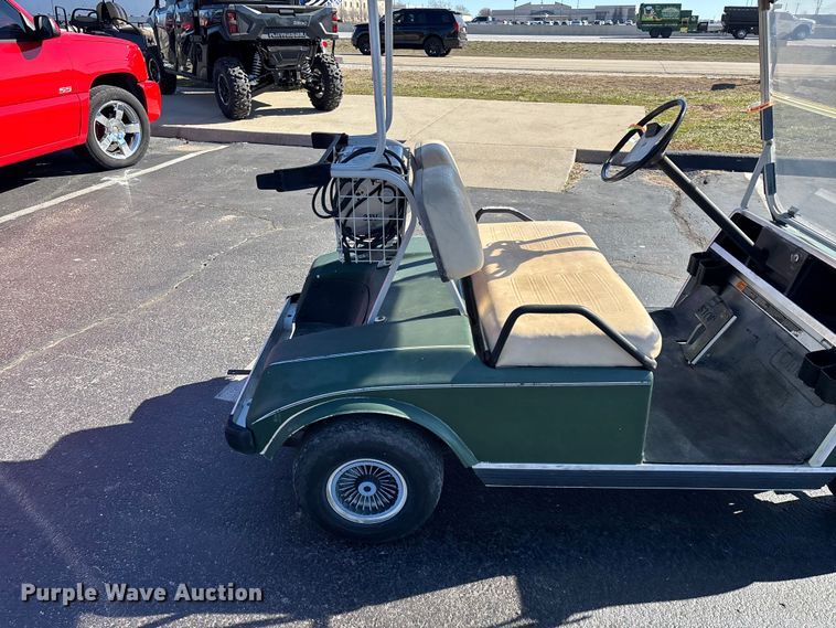 image for item EN5982 1992 Club Car golf cart