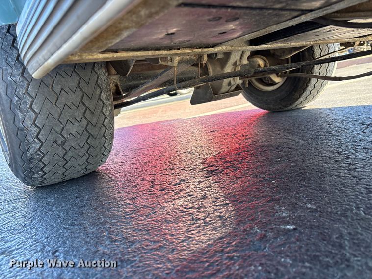 image for item EN5982 1992 Club Car golf cart