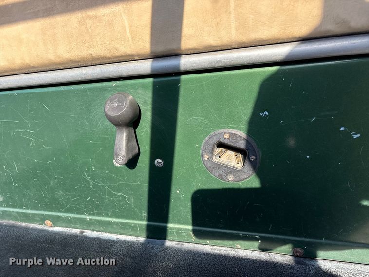 image for item EN5982 1992 Club Car golf cart