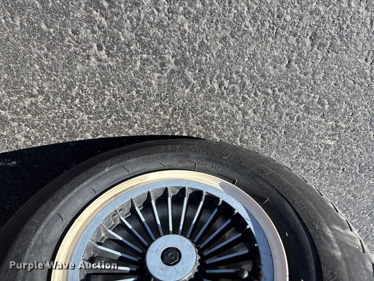 image for item EN5982 1992 Club Car golf cart