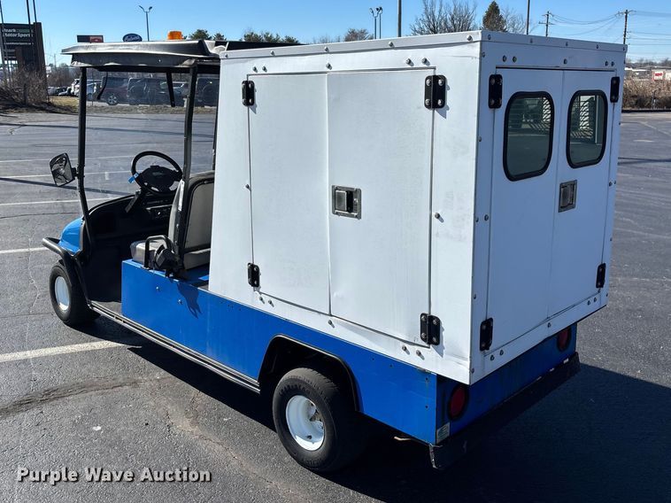 image for item EN5983 Columbia golf cart