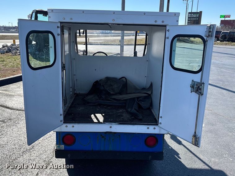 image for item EN5983 Columbia golf cart