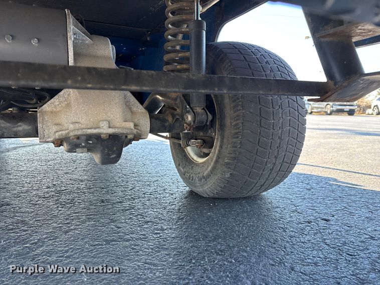 image for item EN5983 Columbia golf cart