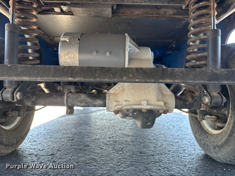 image for item EN5983 Columbia golf cart