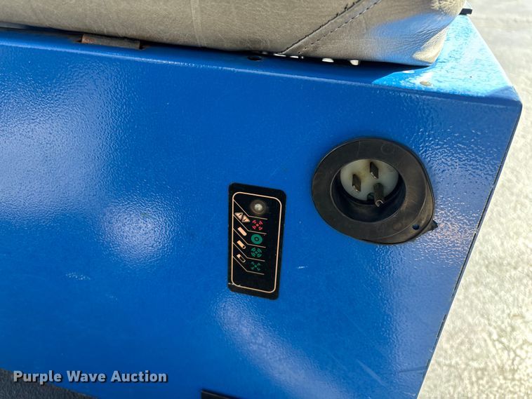 image for item EN5983 Columbia golf cart