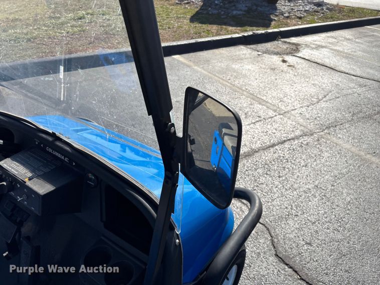 image for item EN5983 Columbia golf cart