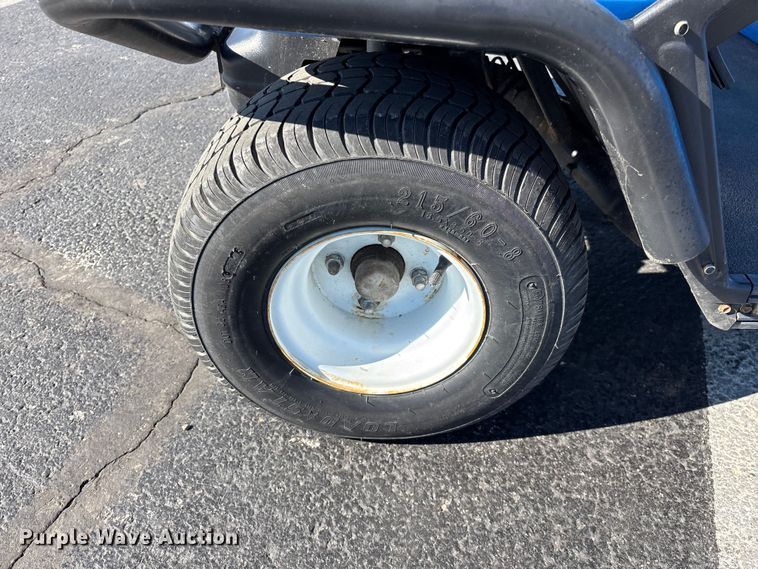 image for item EN5983 Columbia golf cart