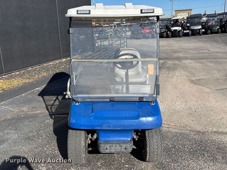 image for item EN5984 2002 Club Car golf cart