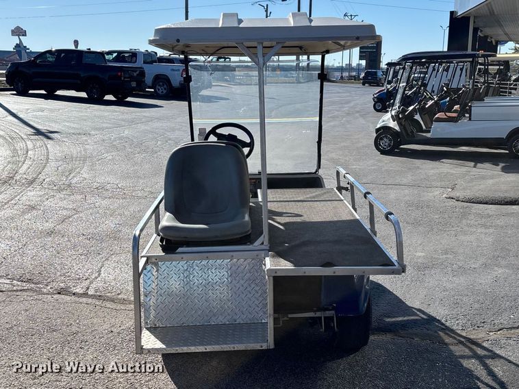 image for item EN5984 2002 Club Car golf cart