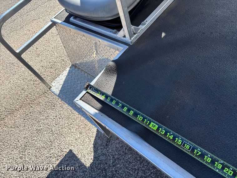 image for item EN5984 2002 Club Car golf cart