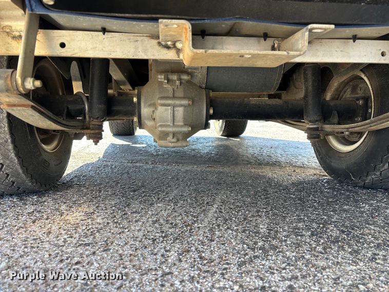 image for item EN5984 2002 Club Car golf cart